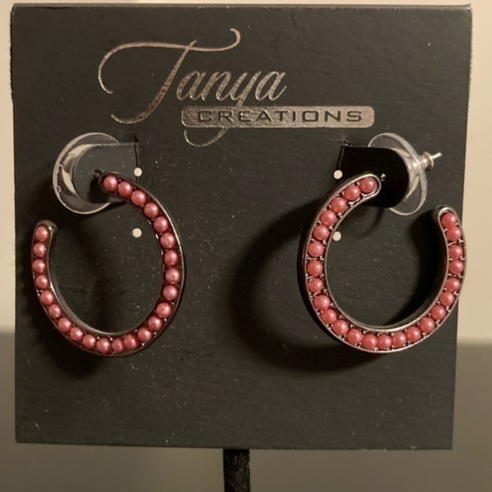 Tanya Creations red dot hoop earrings.